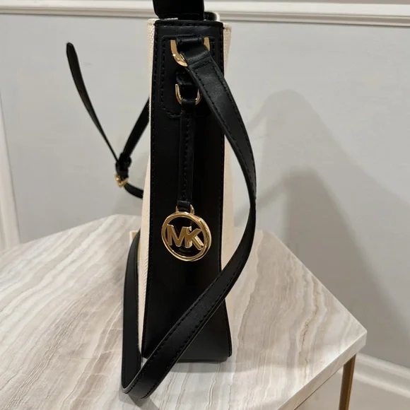 Michael Kors Bag Charlotte Canvas Crossbody - Picture 6 of 17